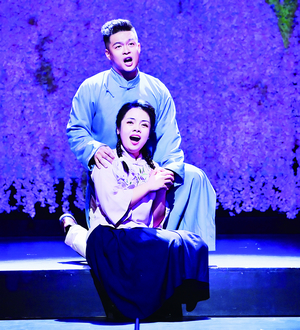 《紫藤花》与《快乐寡妇》双联歌剧首次唱响厦门