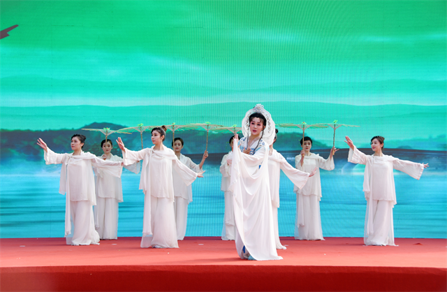 省文旅厅开展“弘扬福文化 欢喜过大年”迎新春活动