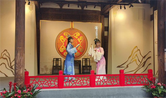 “寻忆民俗 玩趣元旦”迎来新年非遗活动“开门红”