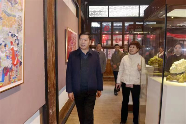 省文旅厅领导赴厅属单位检查春节文旅活动安排和安全工作