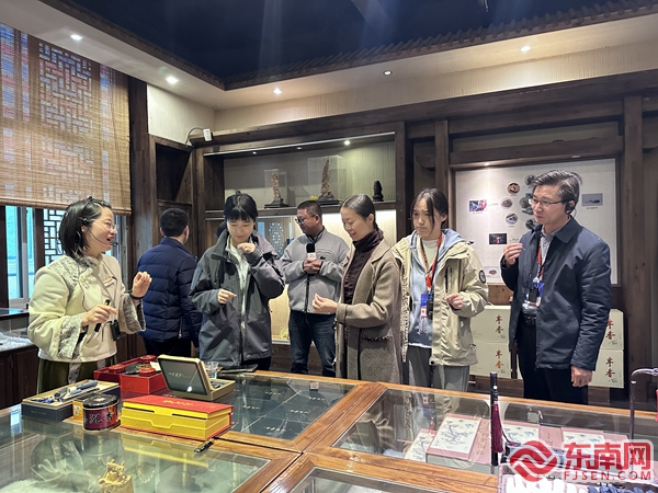 学非遗 品世遗 媒体采风团领略传统文化魅力