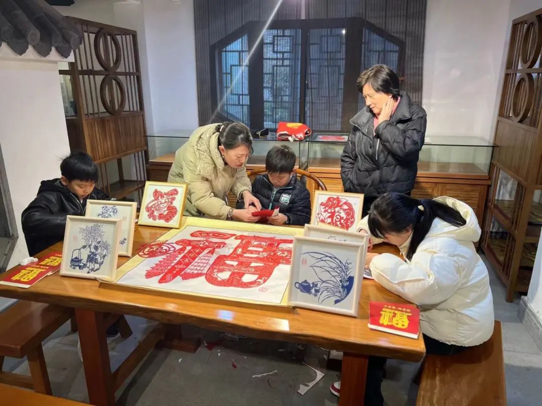 【网络中国节·元宵】瑞龙迎新春 非遗闹元宵，与传统文化共赴一场中式浪漫