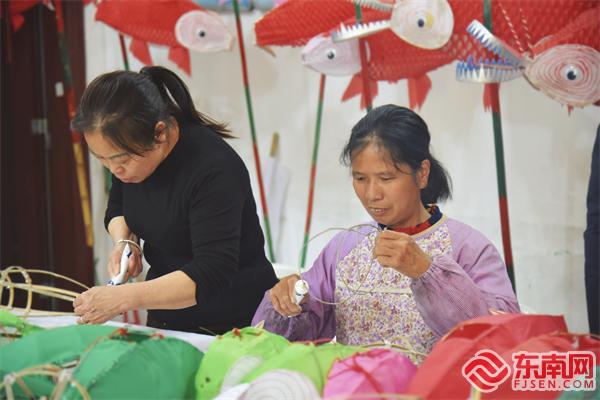 年味丨三明泰宁：巧制鱼子灯 祈福迎新春