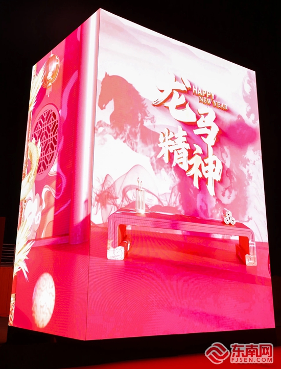 【新春走基层】泉州丰泽： 艺术点亮蟳埔 送上“海边的新春礼物”