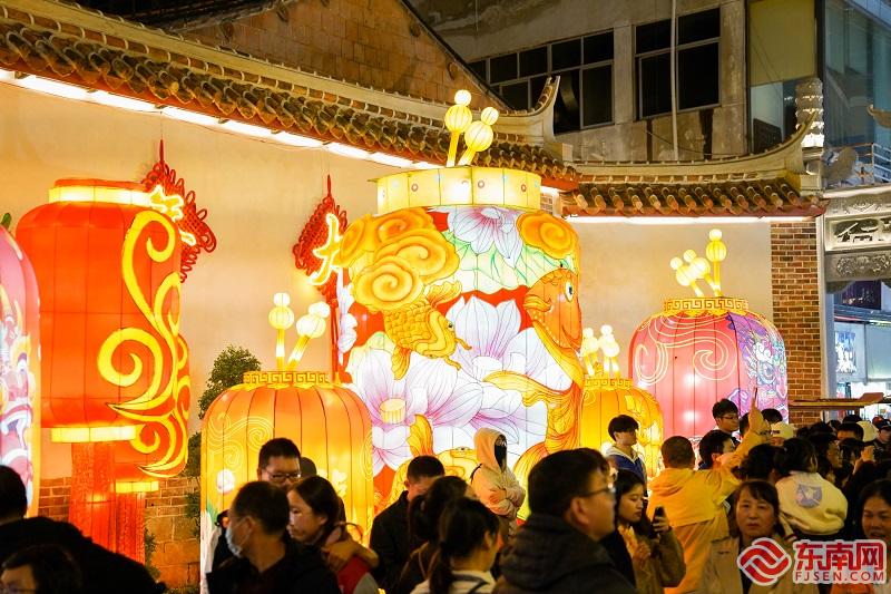 2024年“花灯暖莆阳·龙耀中国年”新春活动亮灯仪式举行