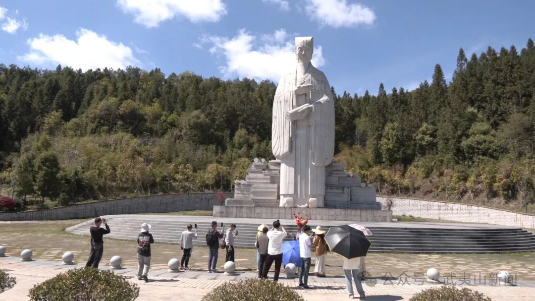 网络名人看武夷 寻芳五夫古韵