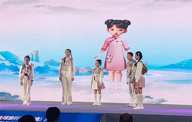 “小小文旅推荐官”携手“小福多多”亮相福建文旅经济发展大会