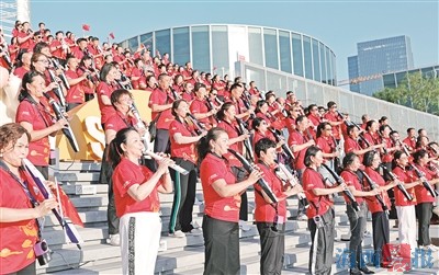 2200人齐奏电吹管 一项大世界基尼斯新纪录在厦门诞生