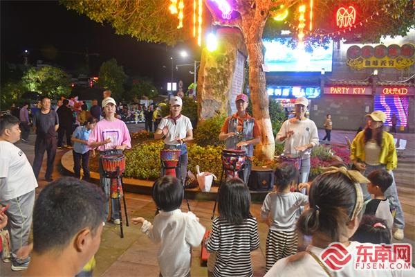 三明泰宁：古城巡更、梅林戏曲……夜间文旅活动精彩纷呈