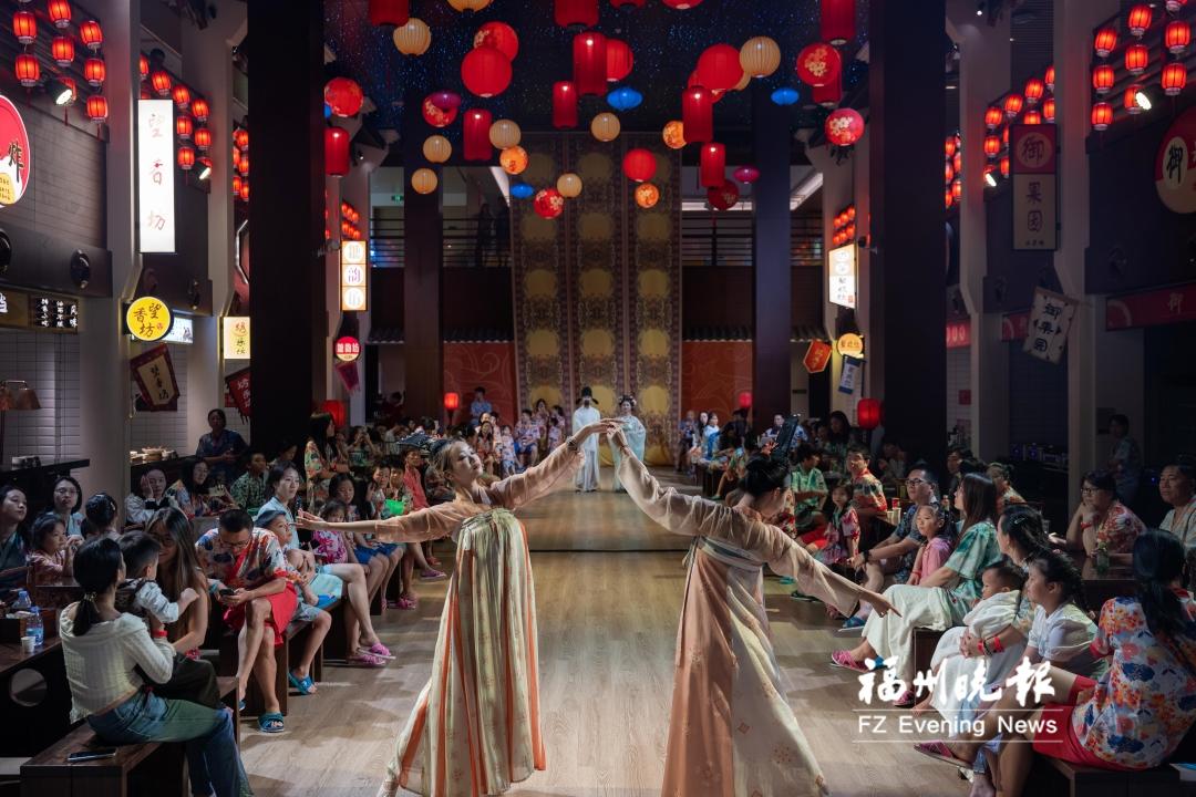 天凉水暖老福州争泡“头汤” 新温泉酒店外地游客占六成