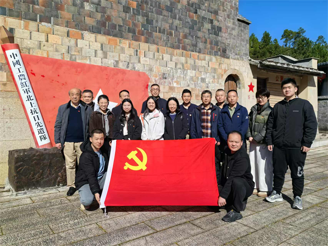 红色文化焕新彩，主题党日强担当