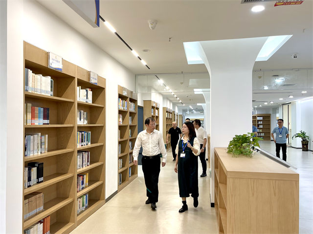 省文旅厅领导调研2024年公共文化场馆错时延时开放为民办实事工作