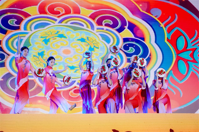 “‘一碗福建’福味来”2024年福建文旅美食推广季暨“食尚两岸·香聚沙县”海峡两岸美食展在三明沙县启动