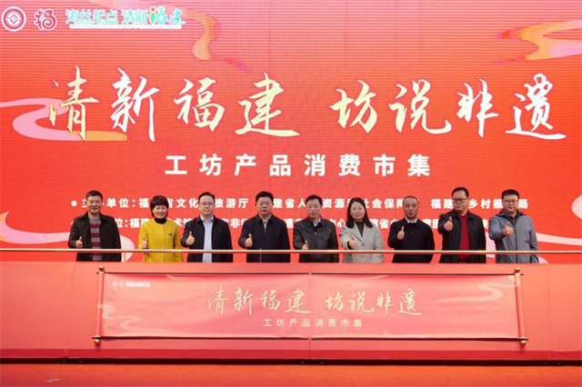 太火爆！空降福州东街口！现场视频刷爆朋友圈！