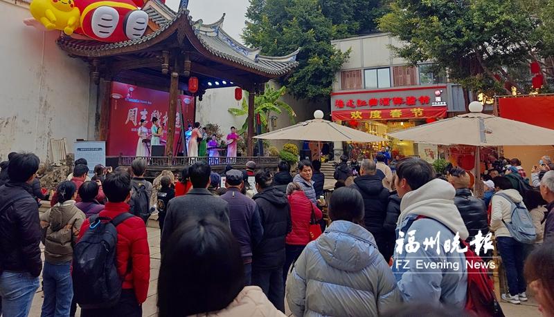 福州上下杭评话伬艺演出受好评