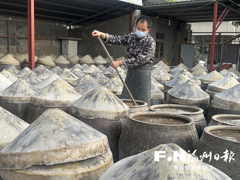 福州长乐梅花桂清虾油秉承传统工艺 入选非遗名录