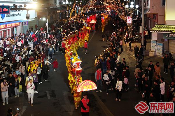 新春走基层丨龙岩武平：非遗百灯庆新春 客家年味正浓时