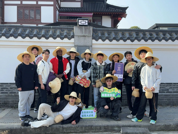 00后体验官带你打卡最in大武夷