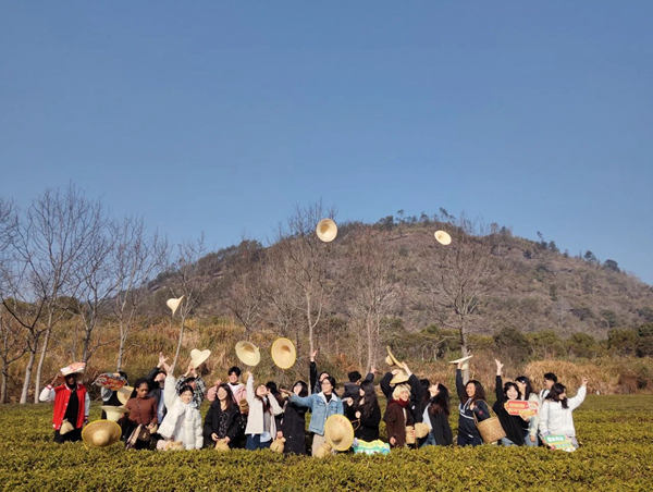 00后体验官带你打卡最in大武夷