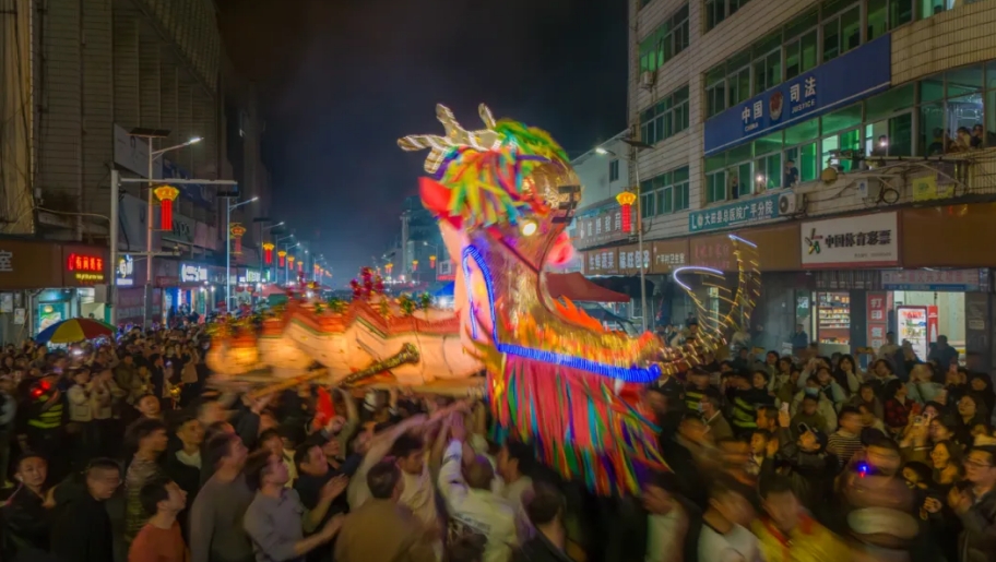新春走基层|三明大田广平迎板灯龙 点燃新年喜庆氛围