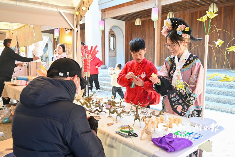【网络中国节·春节】闽越水镇好戏连台 东方美学绽放异彩