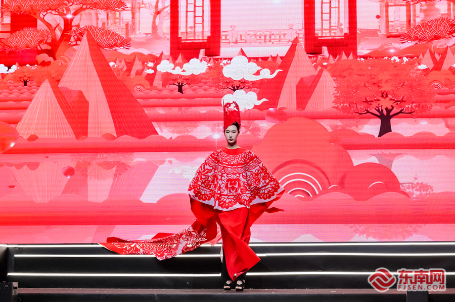 世遗泉州非遗时尚秀：重现宋元辉煌，点亮新春佳节