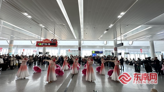 新春走基层｜飞进世遗泉州 过非遗中国年