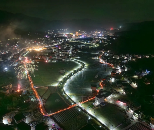 新春走基层|三明大田广平迎板灯龙 点燃新年喜庆氛围
