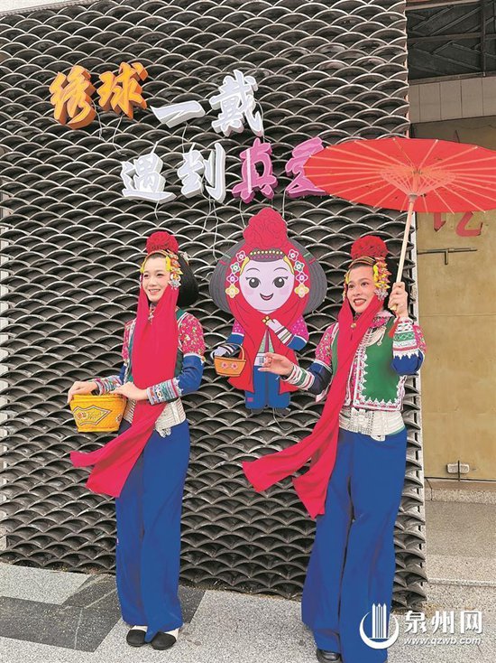“五一”假期 穿惠女服饰免费游崇武古城