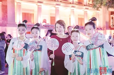 诗歌与非遗 撞个满怀