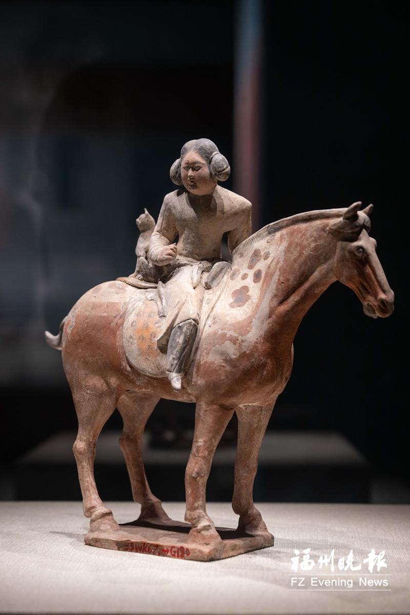 “花月醉雕鞍”在福州市博物馆开展 持续至8月18日