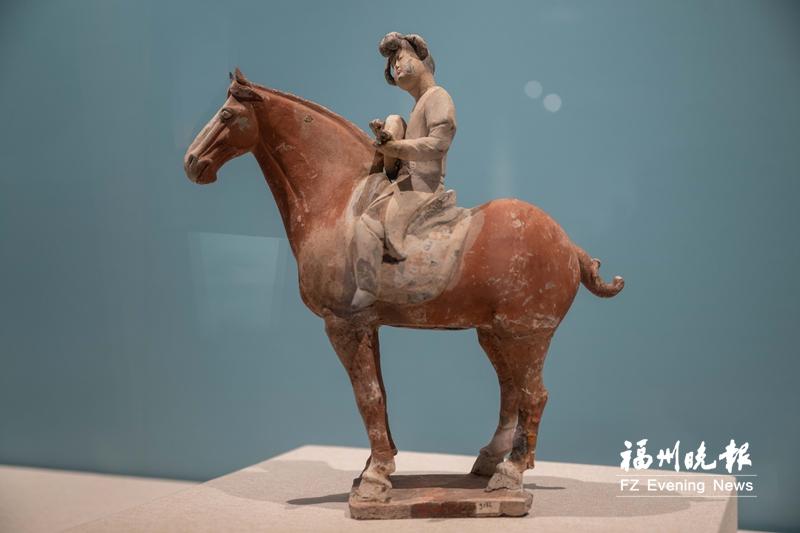 “花月醉雕鞍”在福州市博物馆开展 持续至8月18日