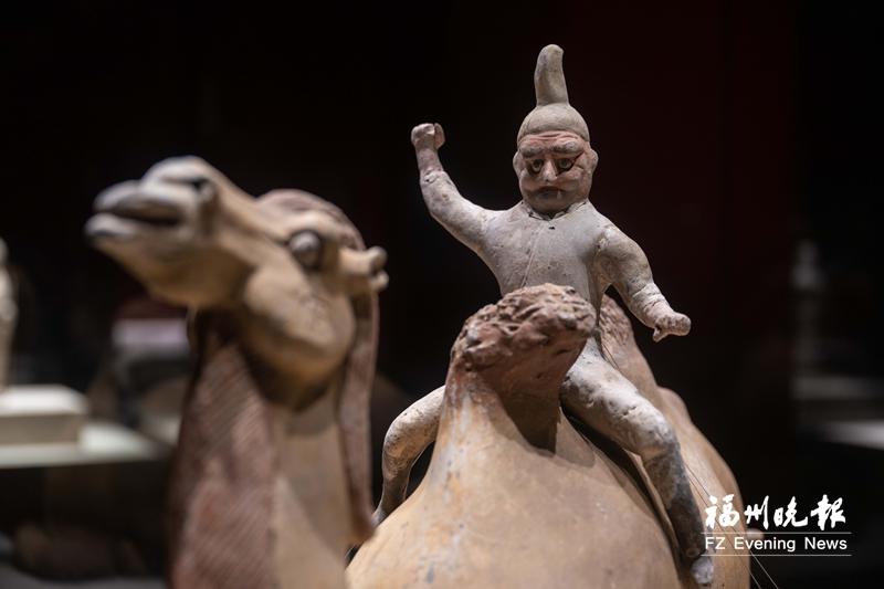 “花月醉雕鞍”在福州市博物馆开展 持续至8月18日
