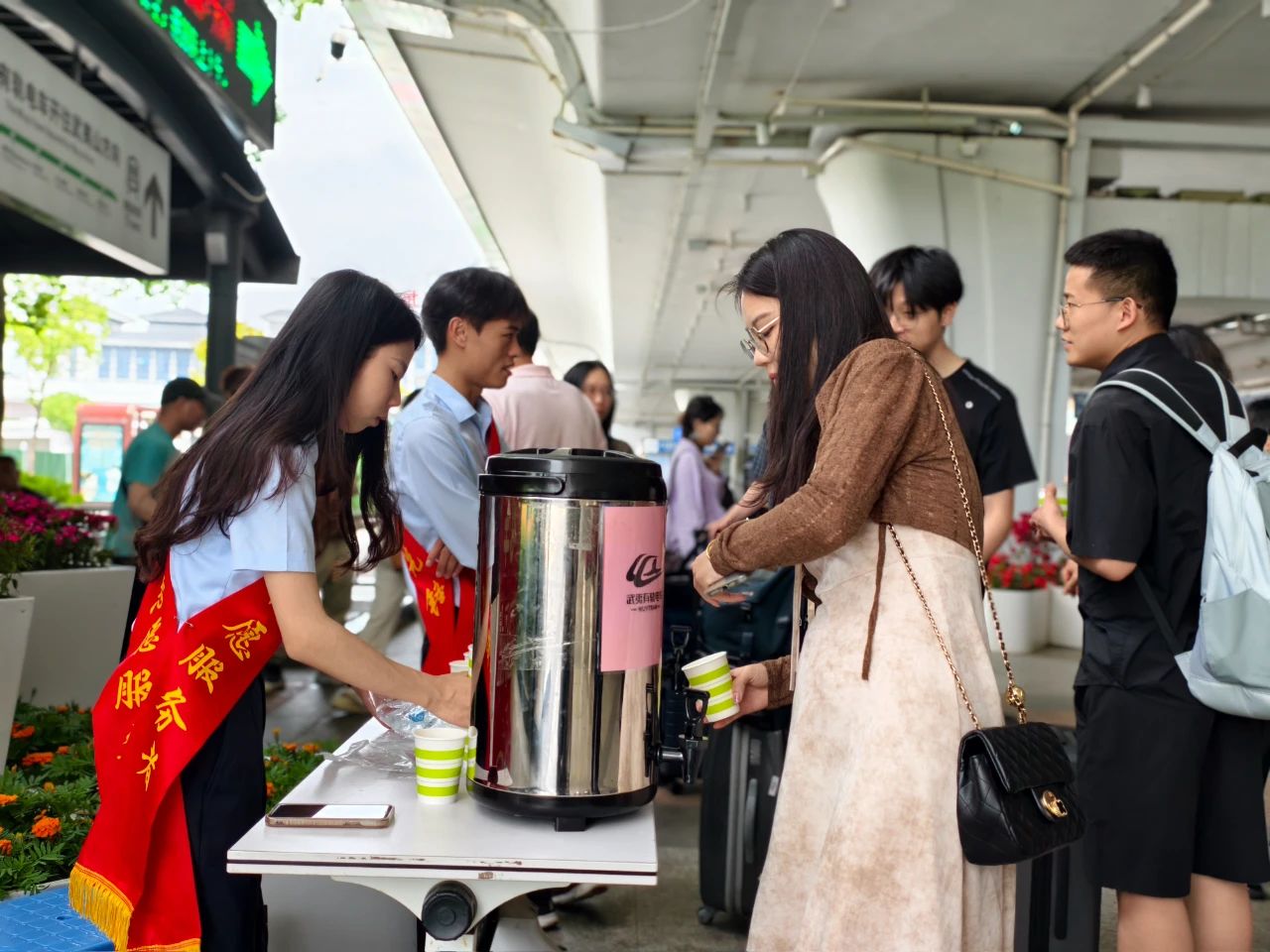 坐一趟车，穿越千年 南平有轨电车解锁文旅新体验