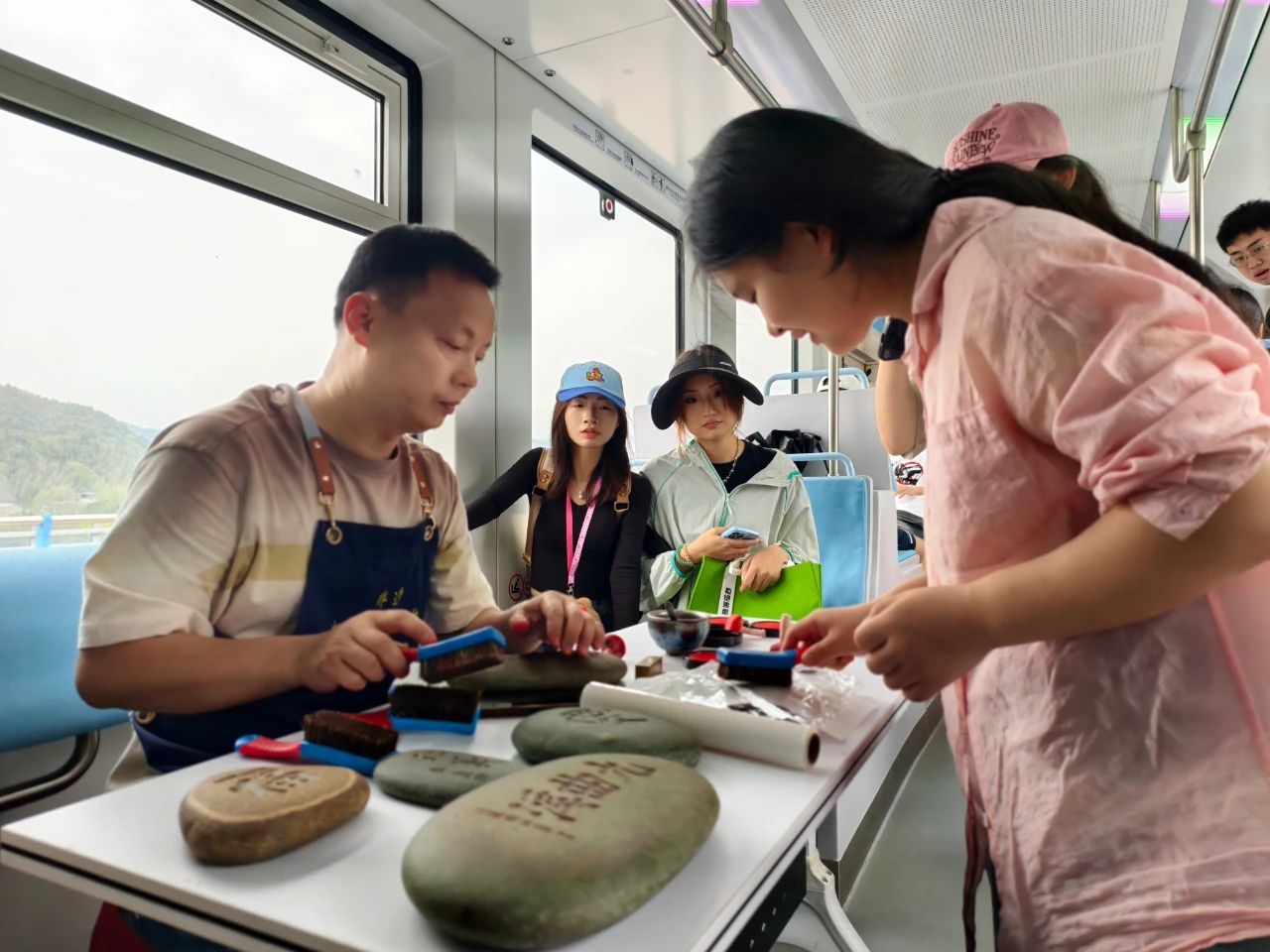 坐一趟车，穿越千年 南平有轨电车解锁文旅新体验