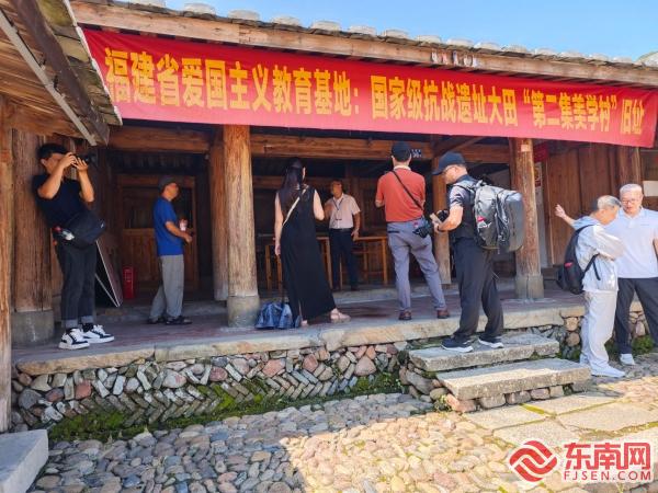 “e线采风 云播大田”网络大V采风活动举办