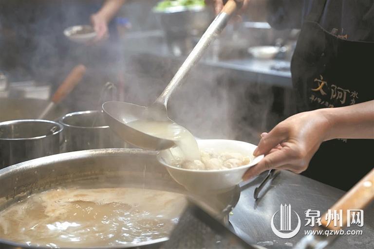 泉州城南“古早味”碰撞“新潮范” 姚晨连发三条微博点赞