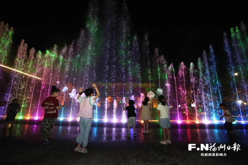 上周末迎客超3.4万人次 夜游船政成福州文旅消费新亮点