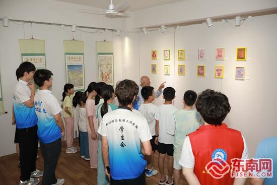 永春纸织画大师传习非遗技艺 赋能美育村焕发新生机