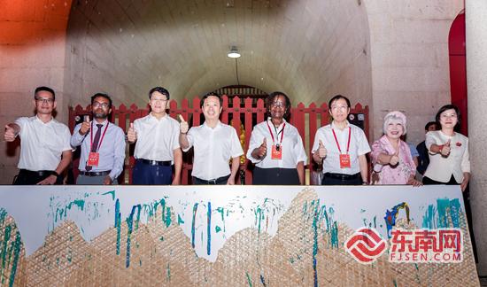 世遗泉州AI艺术展开幕 开启传统文化焕新之旅