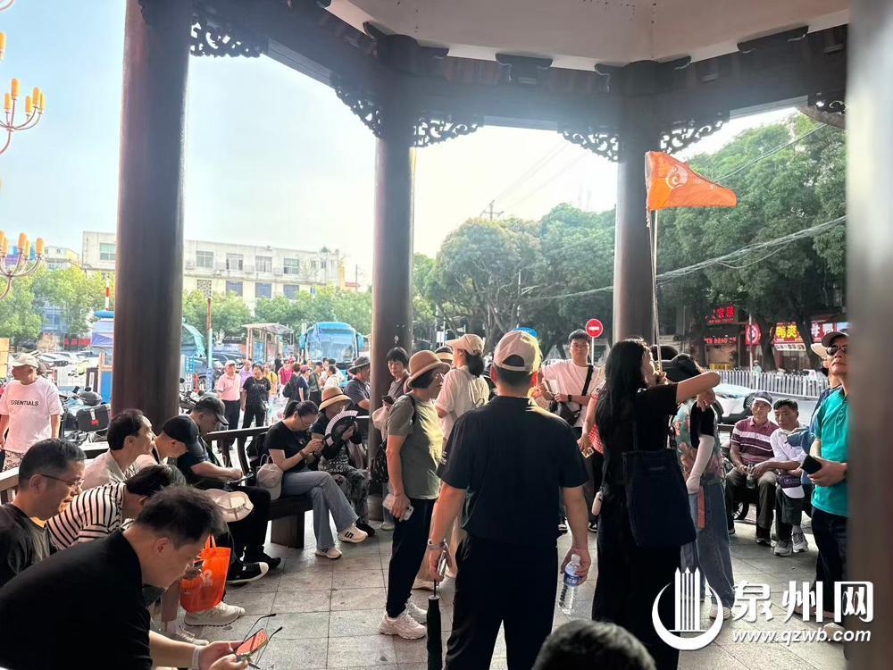 国庆中秋假期过后 机票住宿价格“跳水” 错峰旅游持续升温