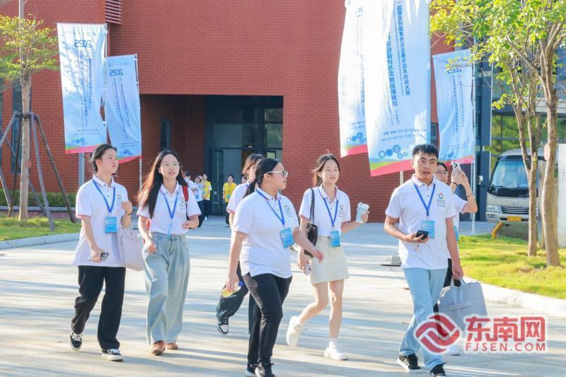 国际研学旅行课程设计与实施创新赛项（华南赛区）在湄洲湾职业技术学院举行