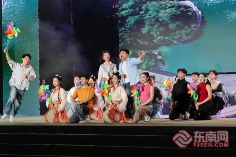 “碧水丹山·‘双世’泰宁”2025年丹霞（泰宁）文化旅游节开幕