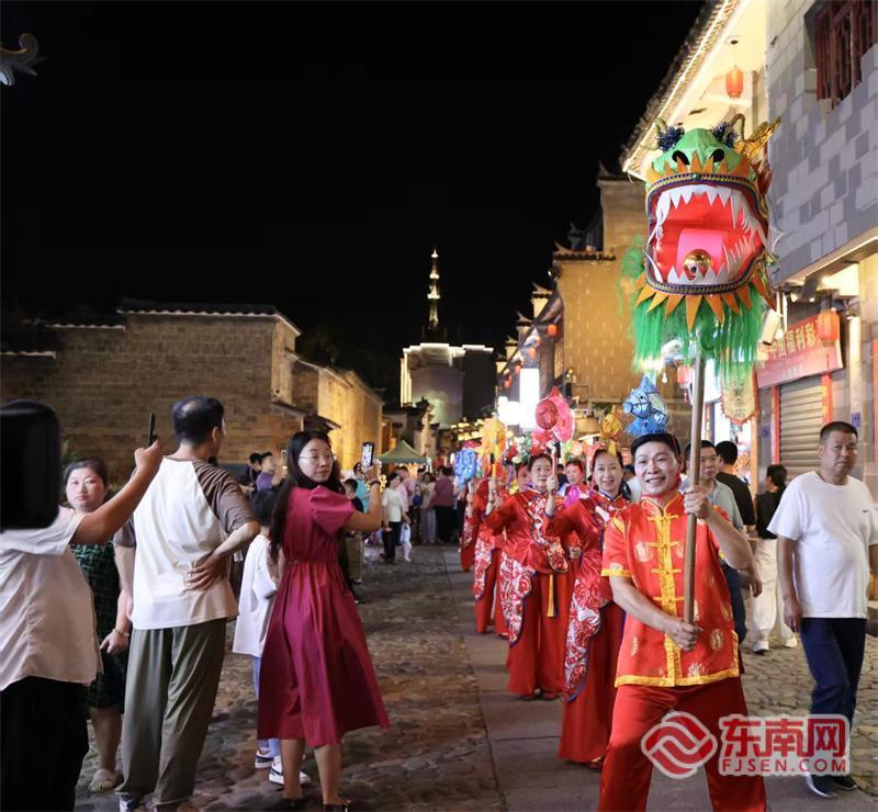 三明泰宁：一日“览”古今 沉浸式文旅“红”出圈