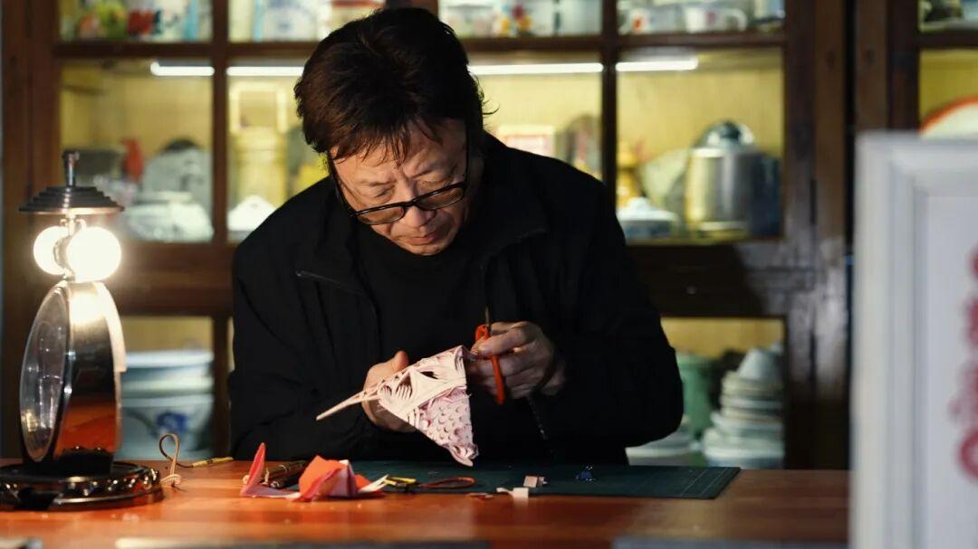 长达8米！福州人用剪纸剪出《清明上河图》！