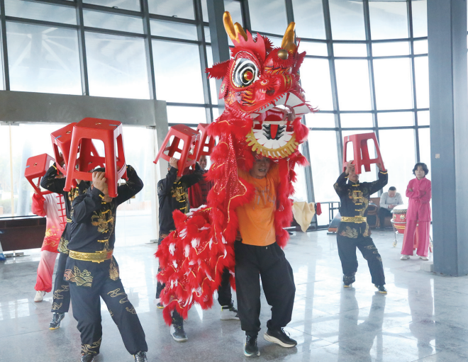 锣鼓声响 麒麟岛上舞麒麟