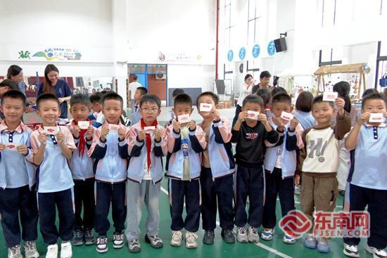 非遗“八宝印泥”走进校园 点亮文化传承之光