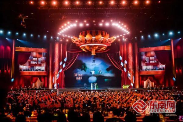 三明泰宁：丹霞绘卷启新程 砥砺奋进谱华章