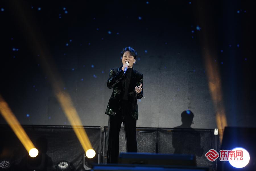 草原歌声邂逅山海风情 云飞2026跨年演唱会惠安站举行