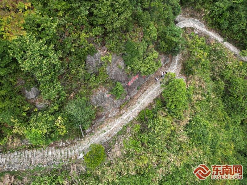 徒步热潮唤醒千年古道宁德山海间走出文旅新路径